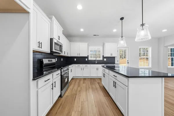 $405,900 | 111 Lee Road 2150, Opelika, AL 36804