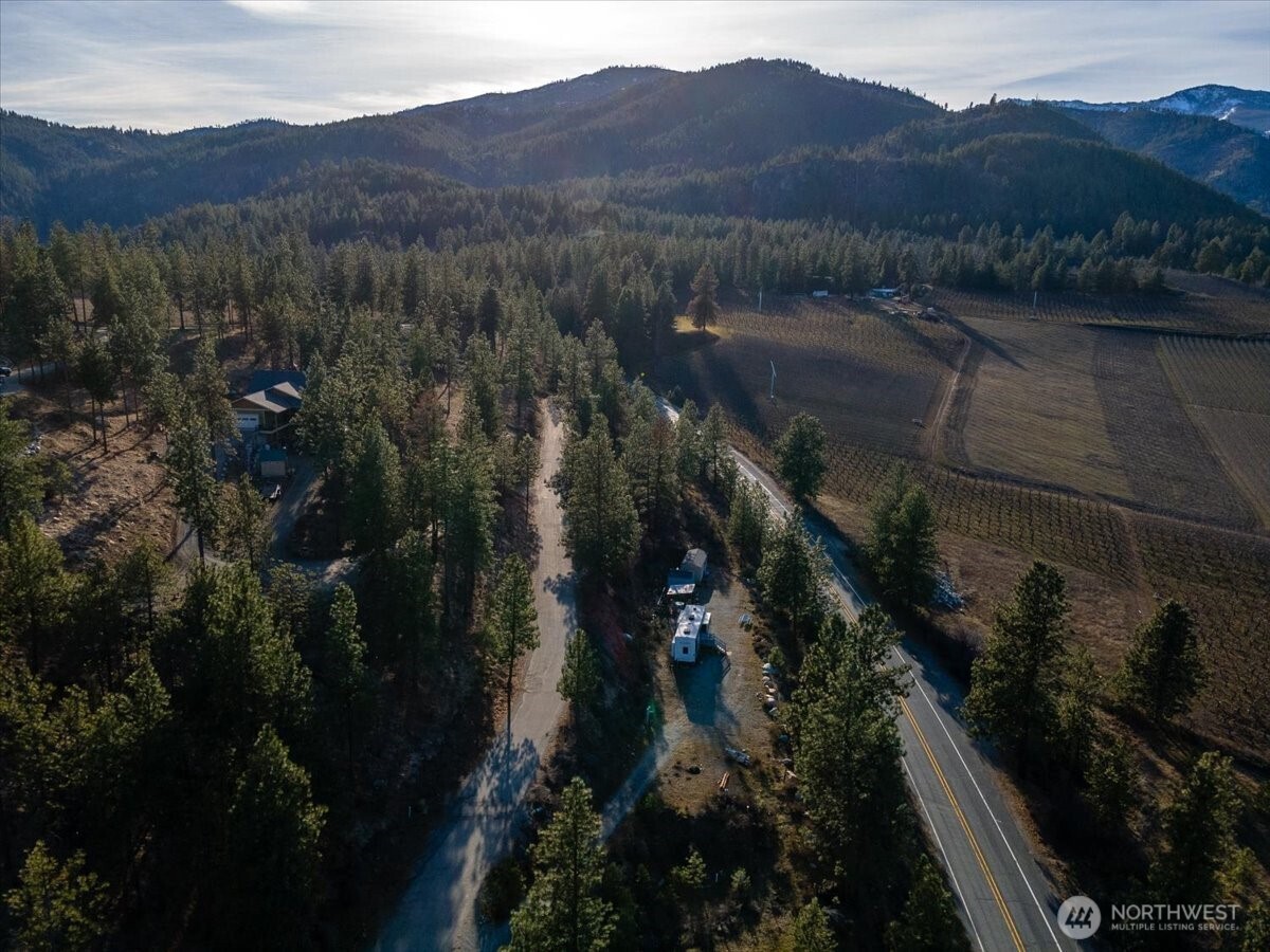 990 Upper Ridge Road Chelan, WA 98816 - Photo 24 of 37