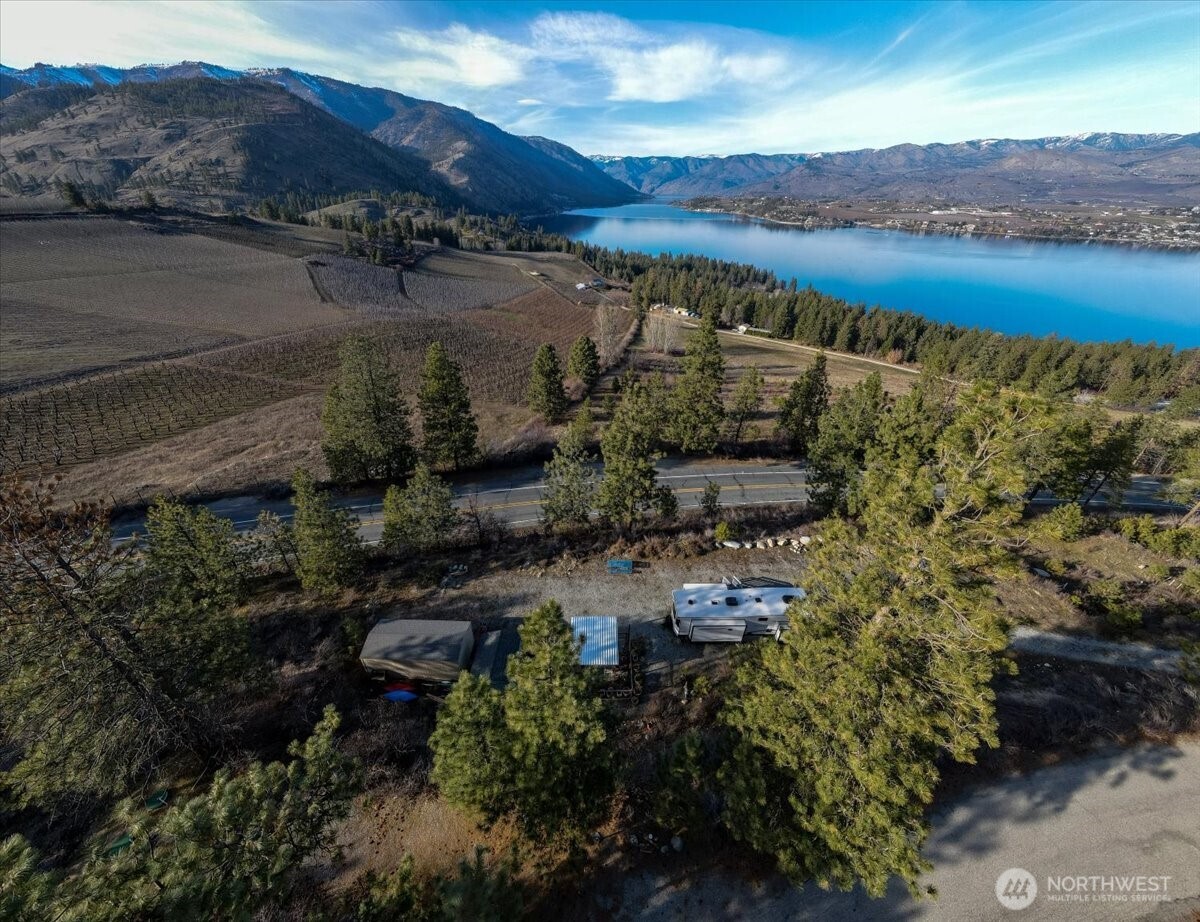 990 Upper Ridge Road Chelan, WA 98816 - Photo 25 of 37