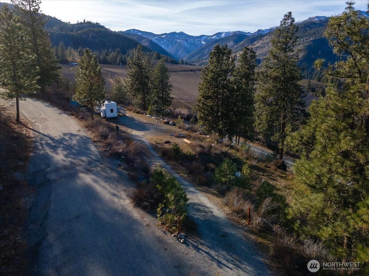 990 Upper Ridge Road Chelan, WA 98816 - Photo 36 of 37
