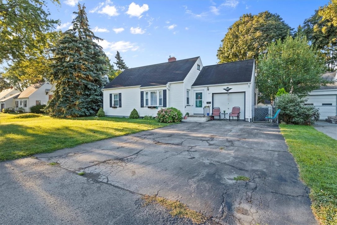 167 Johnson Road Greece, NY 14616 - Photo 3 of 27