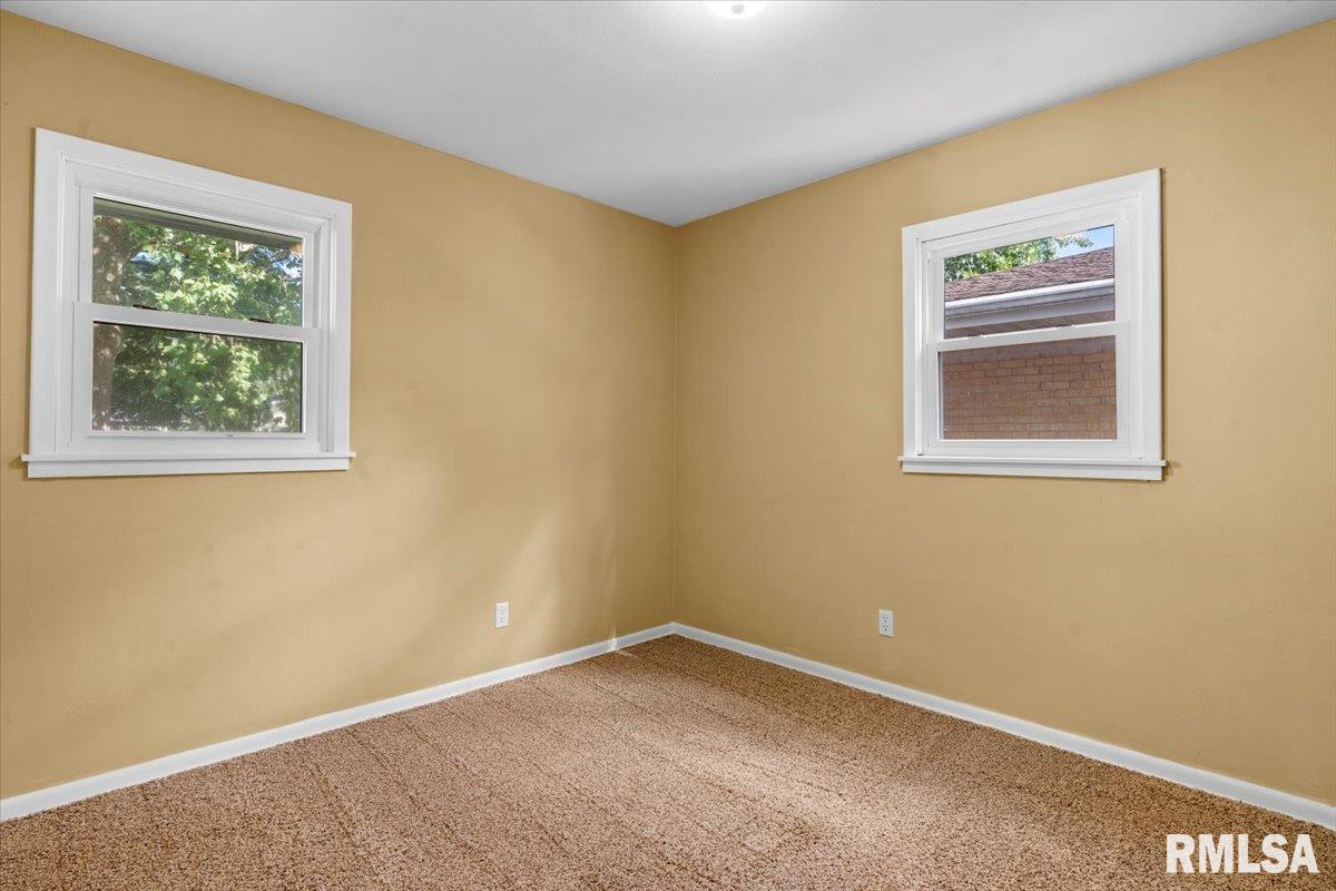 3328 South Fremont Street Springfield, IL 62703 - Photo 14 of 32