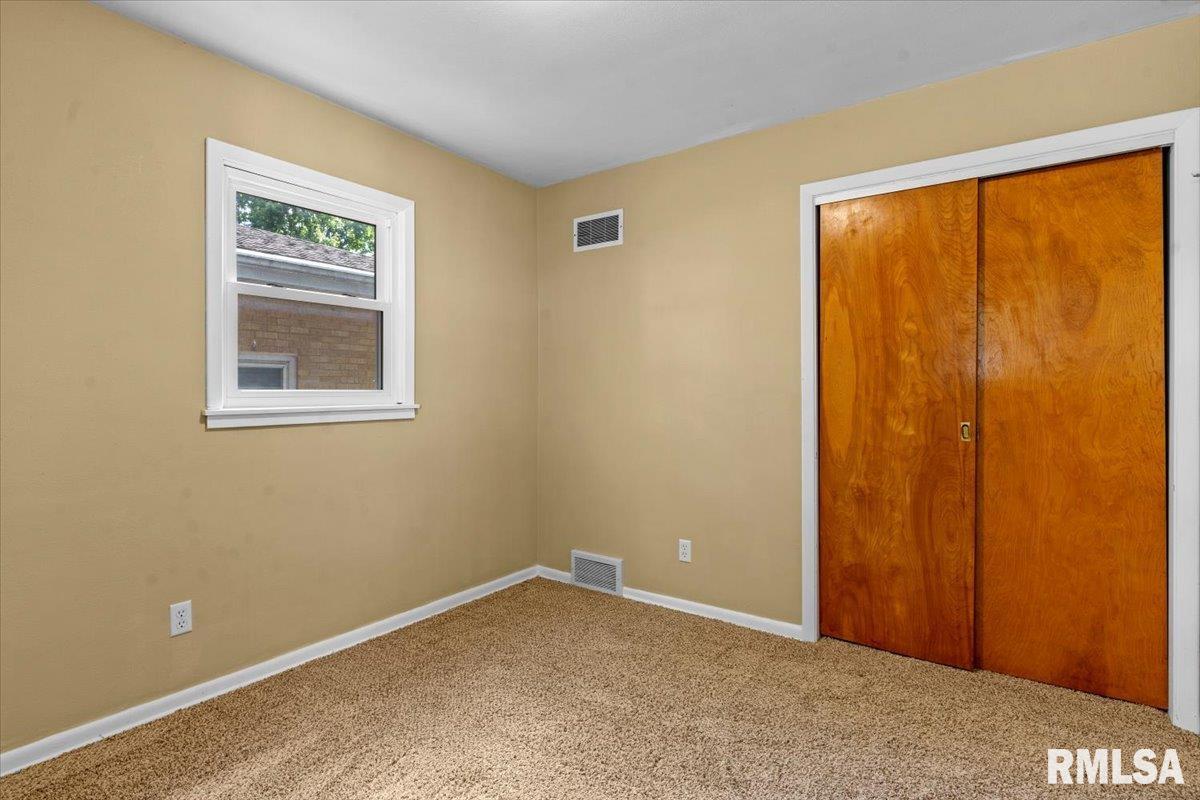 3328 South Fremont Street Springfield, IL 62703 - Photo 17 of 32