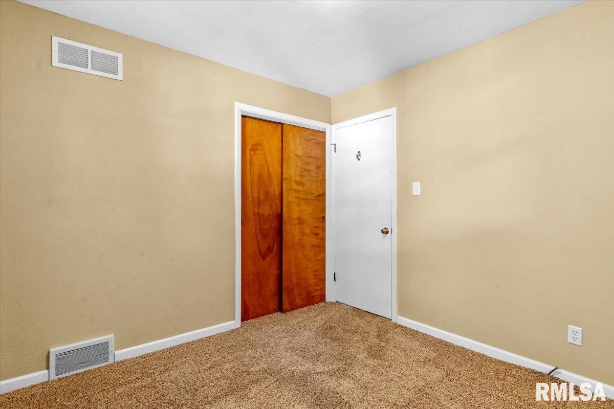 3328 South Fremont Street Springfield, IL 62703 - Photo 22 of 32