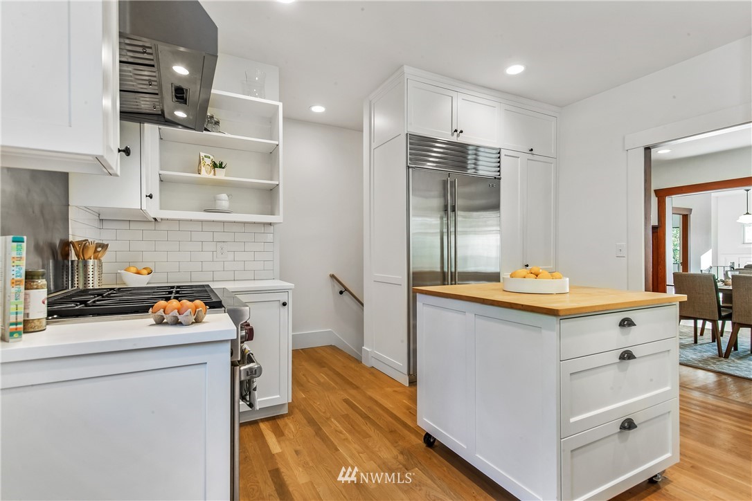 4818 1st Avenue Northwest Seattle, WA 98103 - Photo 11 of 31