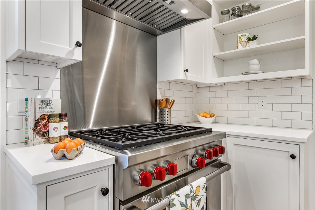 4818 1st Avenue Northwest Seattle, WA 98103 - Photo 12 of 31