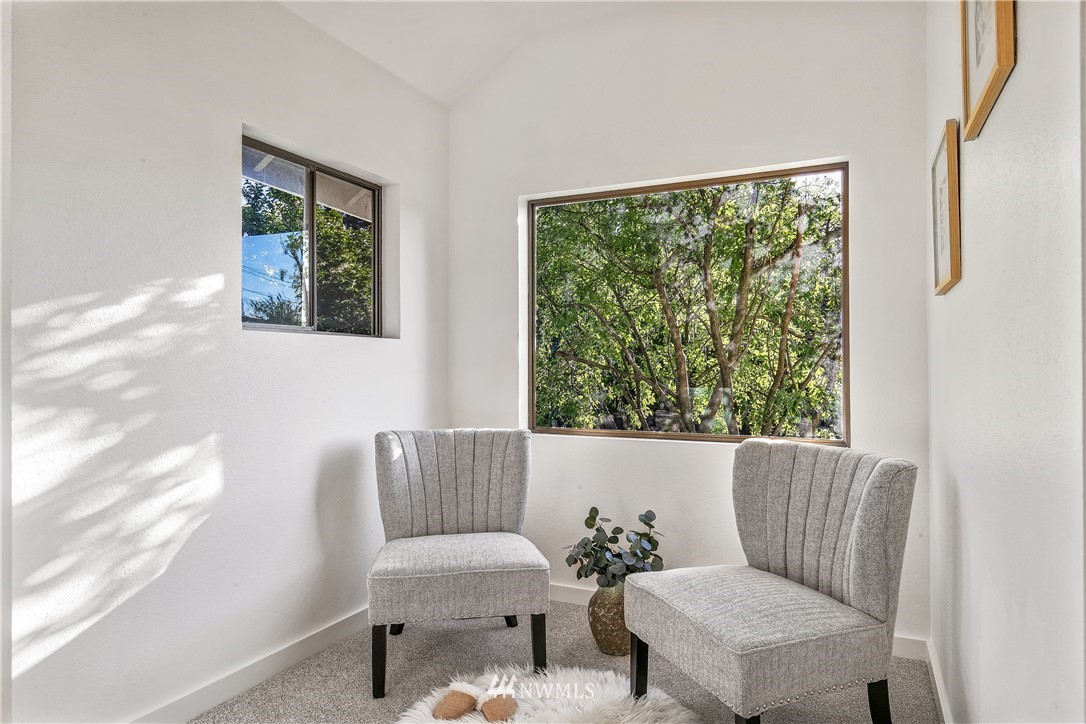 4818 1st Avenue Northwest Seattle, WA 98103 - Photo 15 of 31