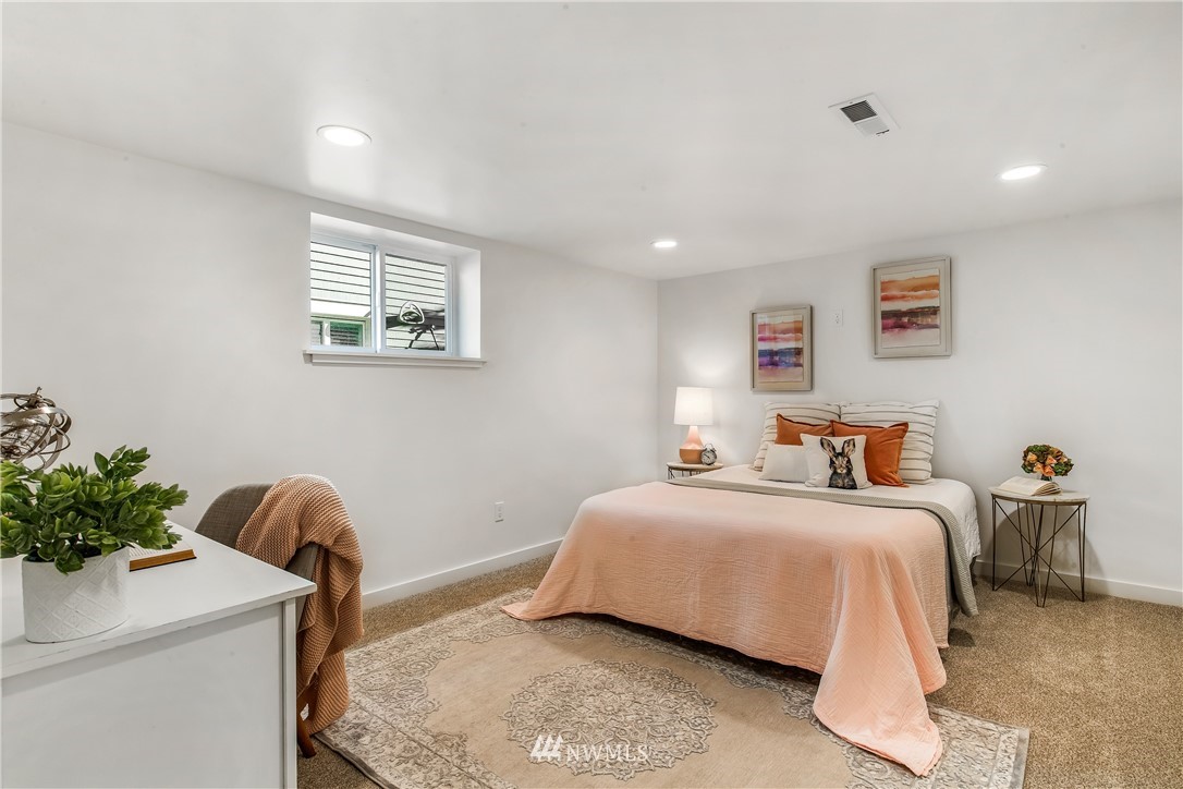 4818 1st Avenue Northwest Seattle, WA 98103 - Photo 20 of 31