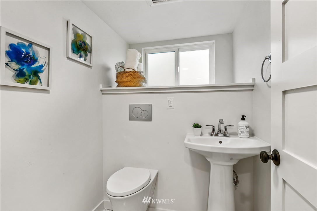 4818 1st Avenue Northwest Seattle, WA 98103 - Photo 24 of 31