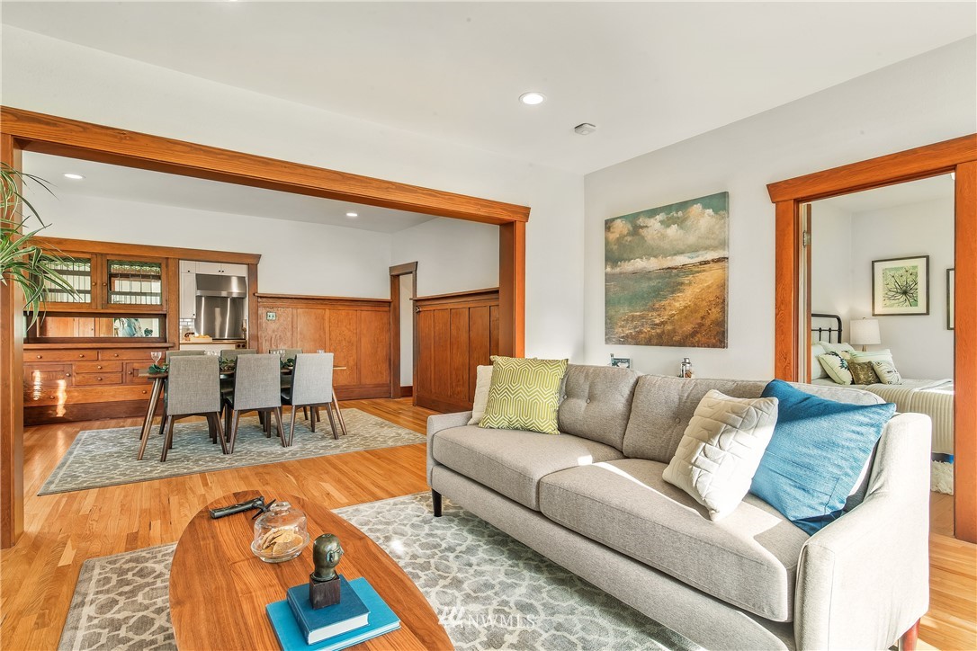 4818 1st Avenue Northwest Seattle, WA 98103 - Photo 5 of 31