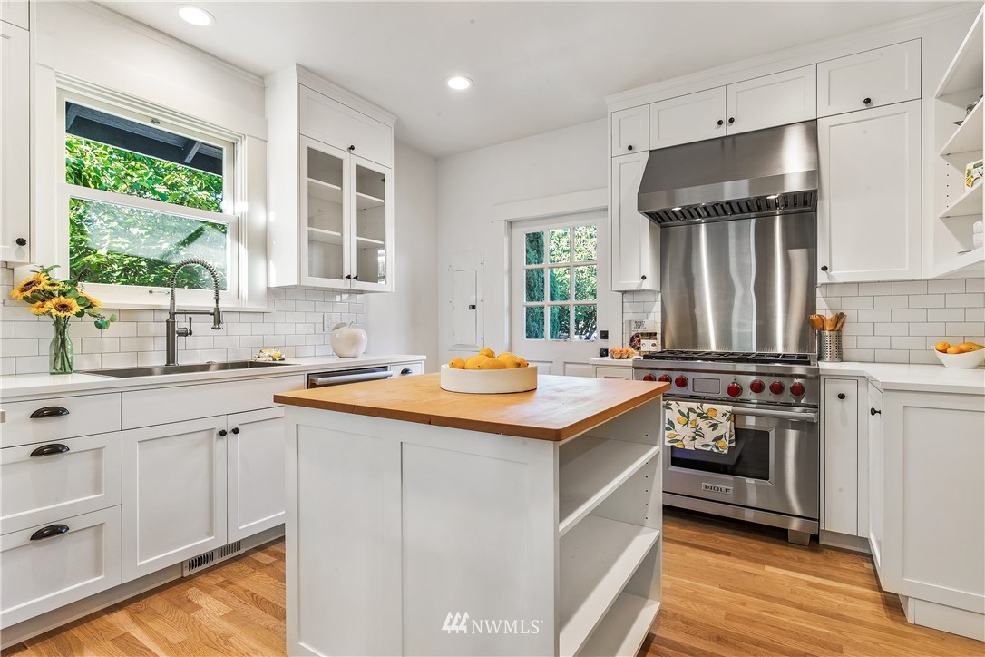 4818 1st Avenue Northwest Seattle, WA 98103 - Photo 10 of 31