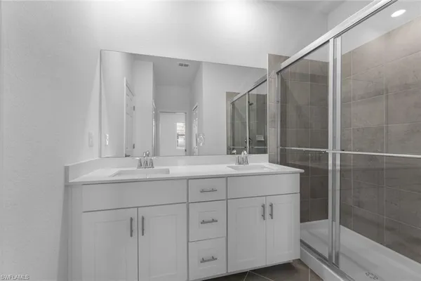 $2,300 | 2856 Citrus Street, Naples, FL 34120
