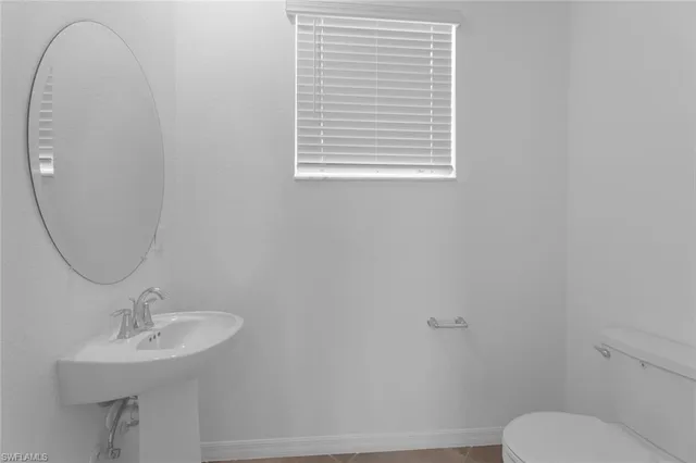 $2,300 | 2856 Citrus Street, Naples, FL 34120