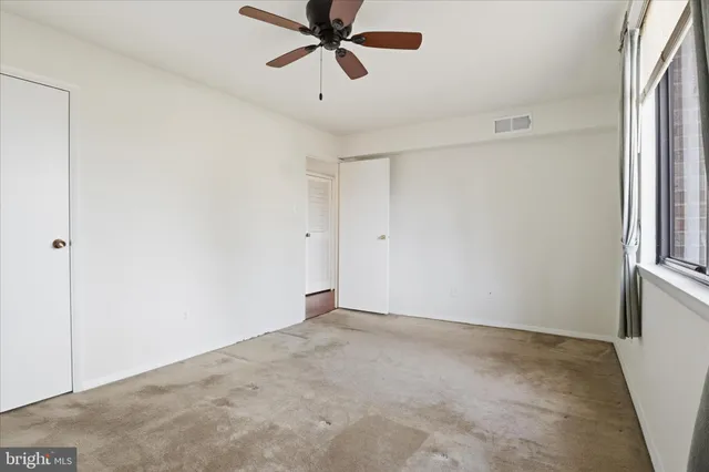 $205,000 | 501 North Armistead Street, Unit T2, Alexandria, VA 22312