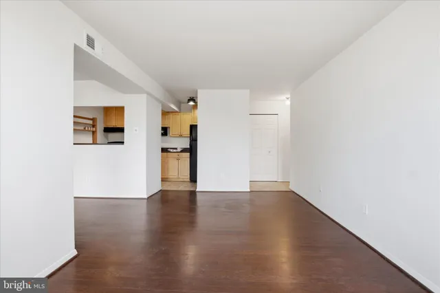 $205,000 | 501 North Armistead Street, Unit T2, Alexandria, VA 22312