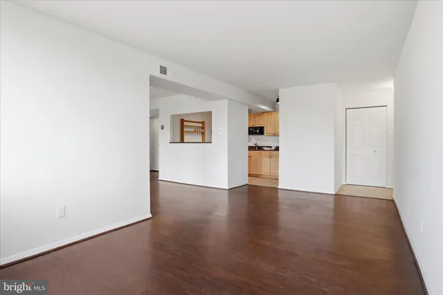 $205,000 | 501 North Armistead Street, Unit T2, Alexandria, VA 22312