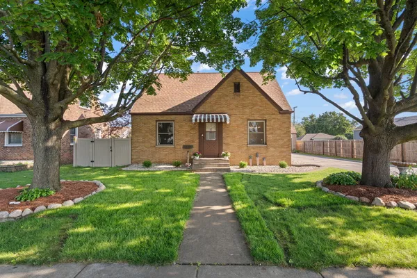 $314,900 | 2937 Condit Street, Highland, IN 46322