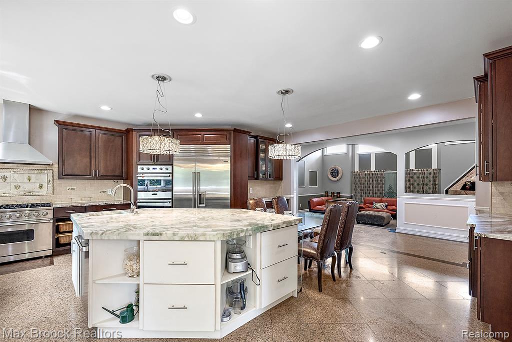 2812 South Telegraph Road Bloomfield Hills, MI 48302 - Photo 11 of 43 Gallery Image 11