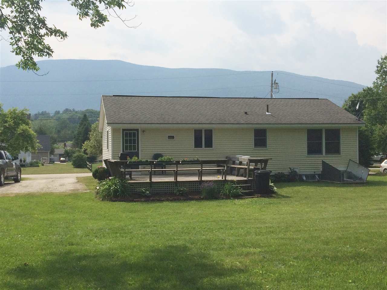 274 Green Mountain Road Manchester, VT 05255 - Photo 2 of 38 Gallery Image 2