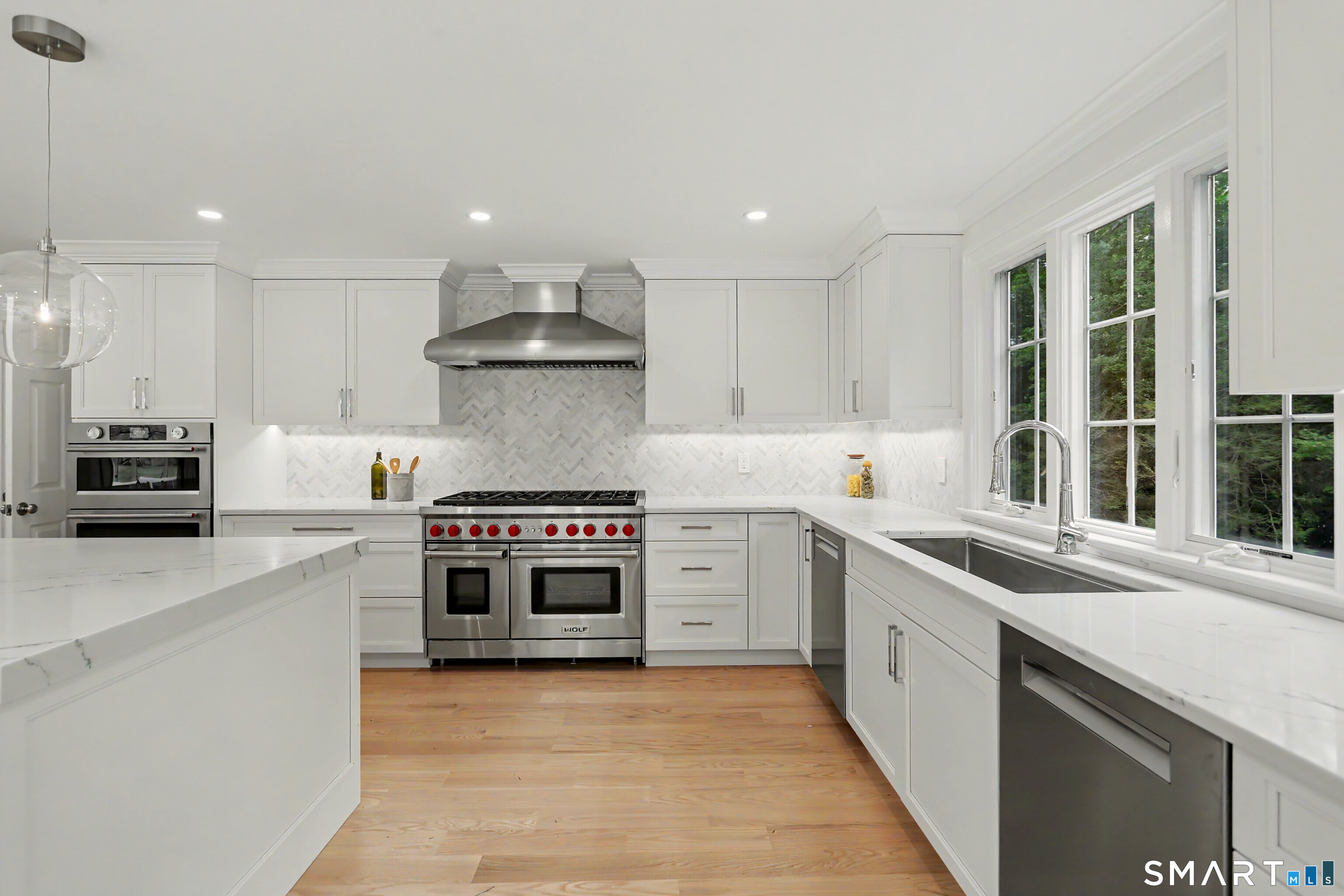 2141 Ponus Ridge Road New Canaan, CT 06840 - Photo 10 of 40 Gallery Image 10
