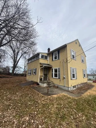 $329,900 | 25 Shannon Street, Worcester, MA 01604