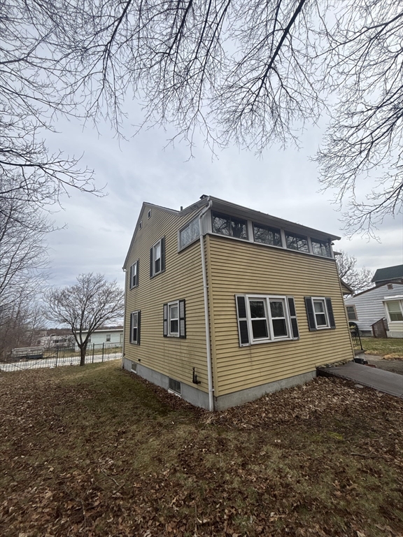 25 Shannon Street Worcester, MA 01604 - Photo 12 of 12