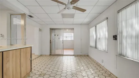 $289,900 | 5102 Northwest 53rd Street, Tamarac, FL 33319