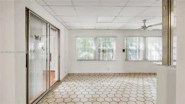 $289,900 | 5102 Northwest 53rd Street, Tamarac, FL 33319