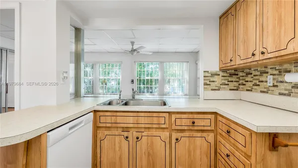 $289,900 | 5102 Northwest 53rd Street, Tamarac, FL 33319