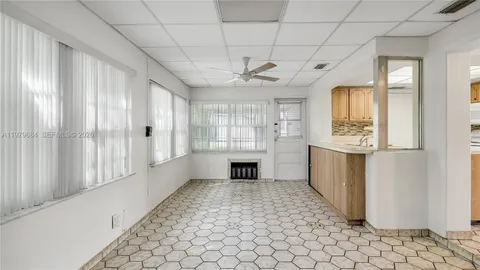 $289,900 | 5102 Northwest 53rd Street, Tamarac, FL 33319