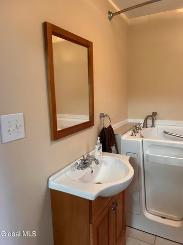 $244,900 | 167 Southern Boulevard, Albany, NY 12209