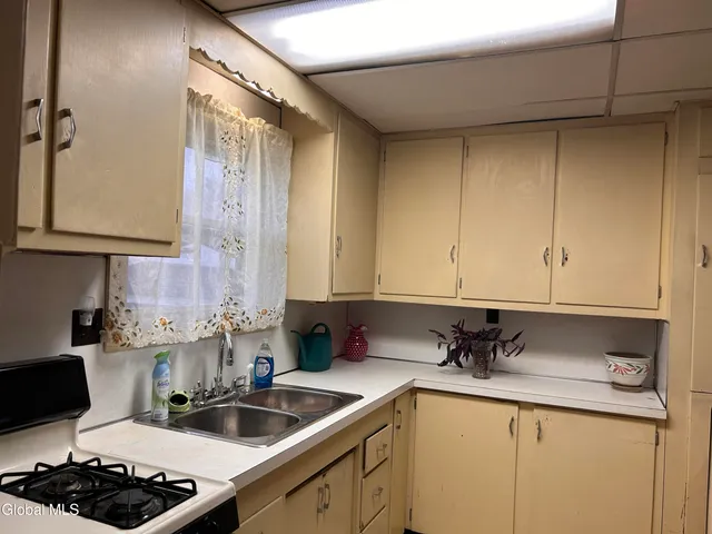 $244,900 | 167 Southern Boulevard, Albany, NY 12209