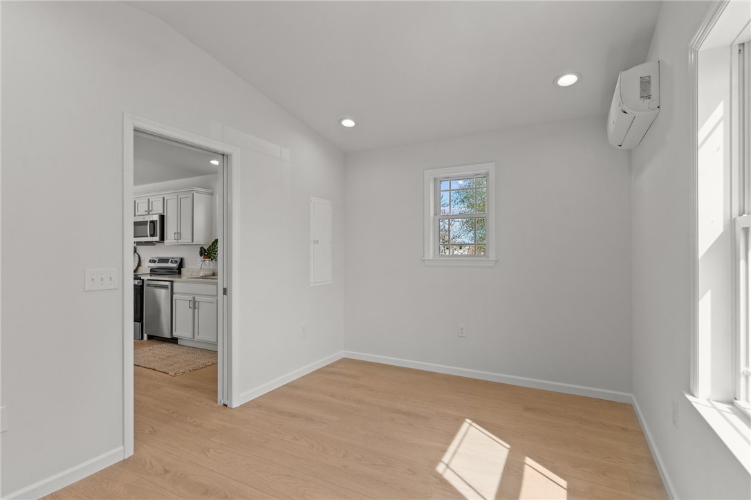 64 Burnside Avenue Narragansett, RI 02882 - Photo 5 of 13