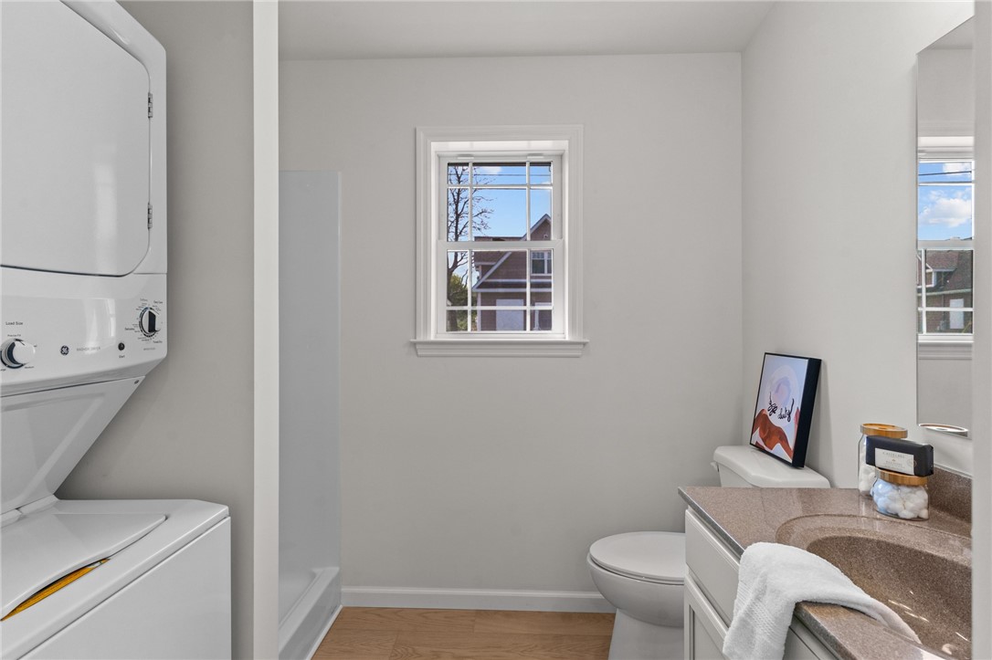 64 Burnside Avenue Narragansett, RI 02882 - Photo 8 of 13