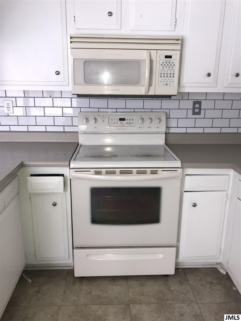 11712 Tompkins Road Rives Junction, MI 49277 - Photo 6 of 9 Photo 6