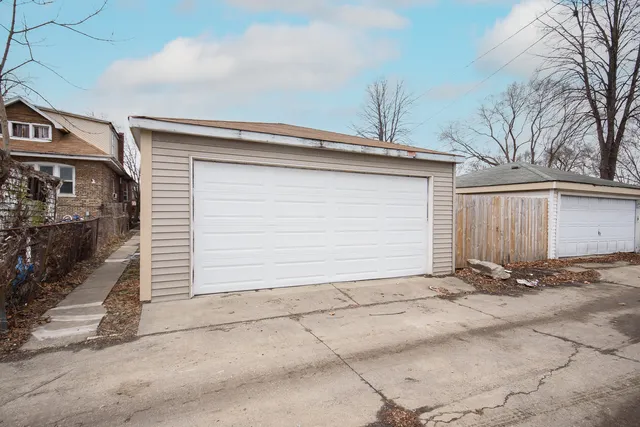 $289,988 | 9605 South Greenwood Avenue, Chicago, IL 60628