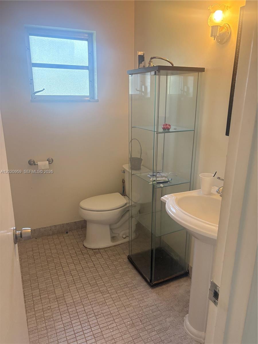 5300 Washington Street, Unit R101 Hollywood, FL 33021 - Photo 8 of 19