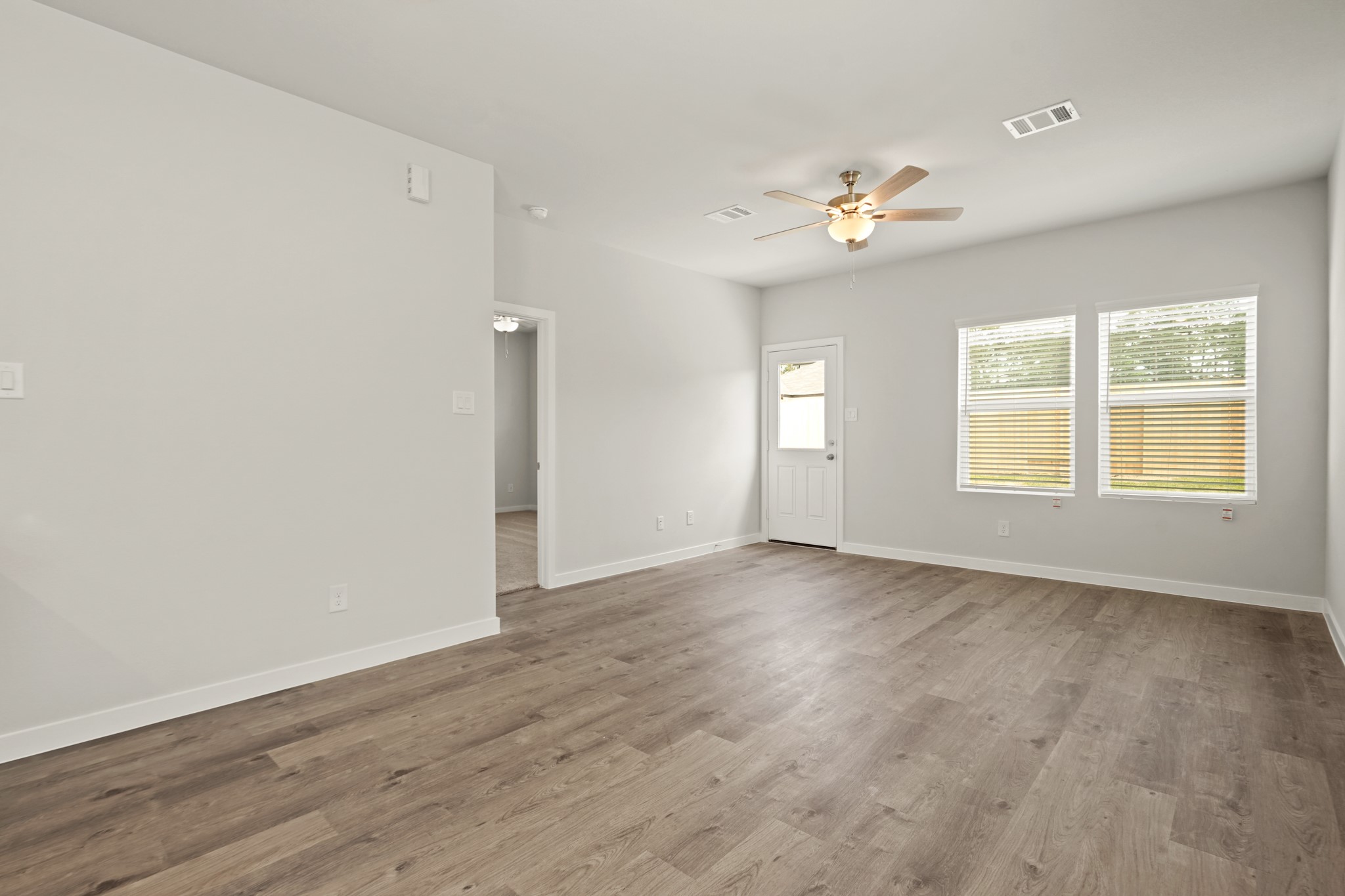 17206 King Eider Road Waller, TX 77484 - Photo 10 of 28 Representative Photo