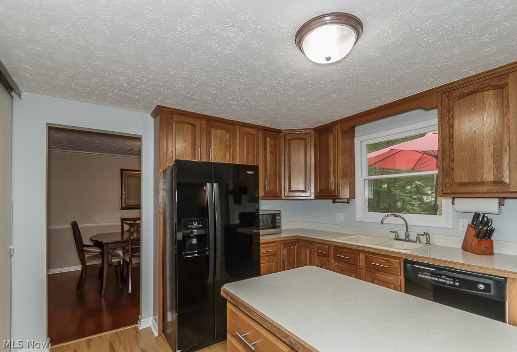 6368 Coleridge Road Painesville, OH 44077 - Photo 12 of 31 Workable island to enjoy preparing your favorite meals