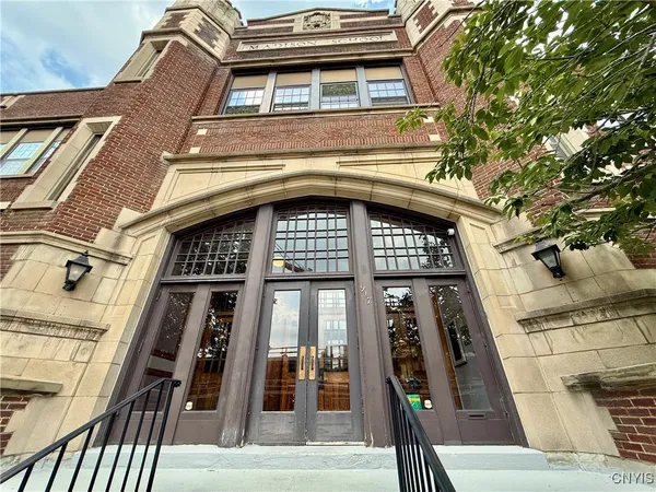 $210,000 | 917 Madison Street, Unit 107, Syracuse, NY 13210