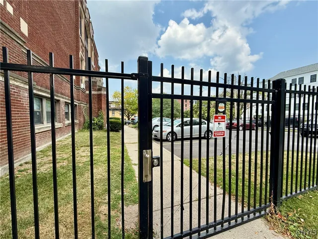 $210,000 | 917 Madison Street, Unit 107, Syracuse, NY 13210