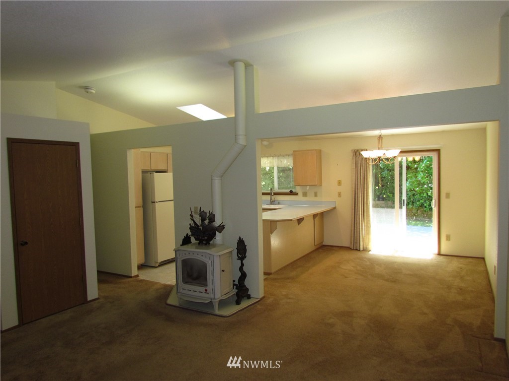 1722 Diamond Road Southeast Lacey, WA 98503 - Photo 5 of 15 Gallery Image 5