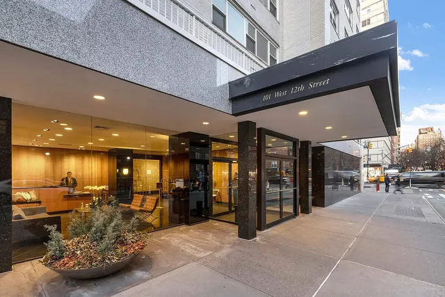 $999,000 | 101 West 12th Street, Unit 12H | West Village
