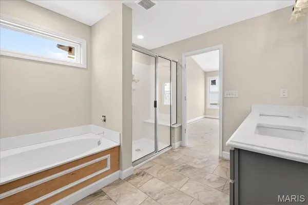 $528,000 | 1227 Ole Town Bridge Drive, O'Fallon, IL 62269