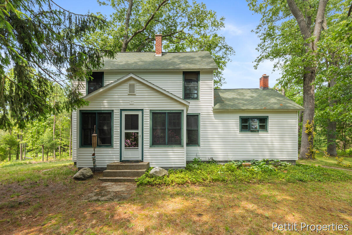 1857 Simonelli Road Muskegon, MI 49445 - Photo 2 of 30 1857-Simonelli_001