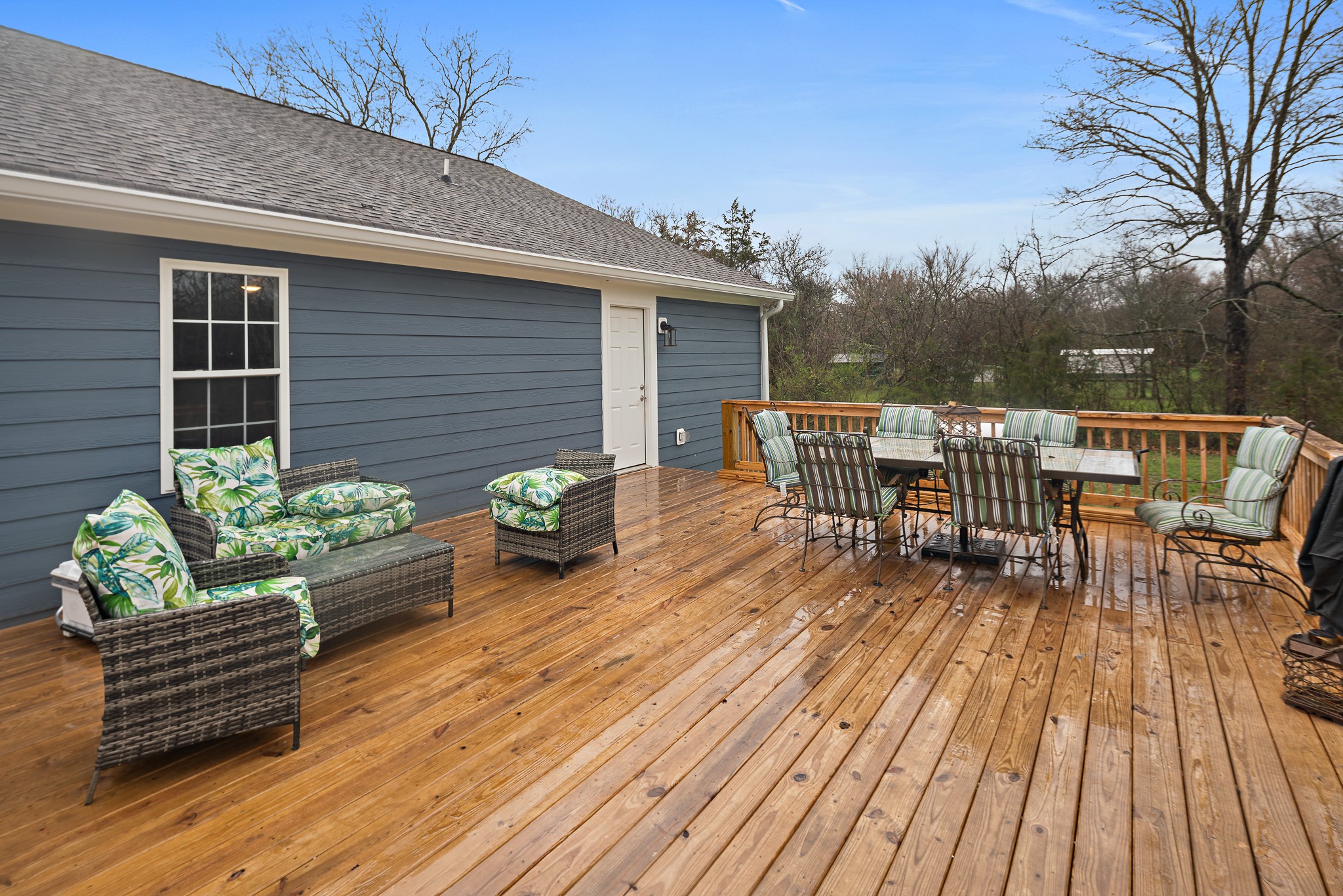 13577 Versailles Road Rockvale, TN 37153 - Photo 41 of 50 a view of a chairs and table on the wooden floor
