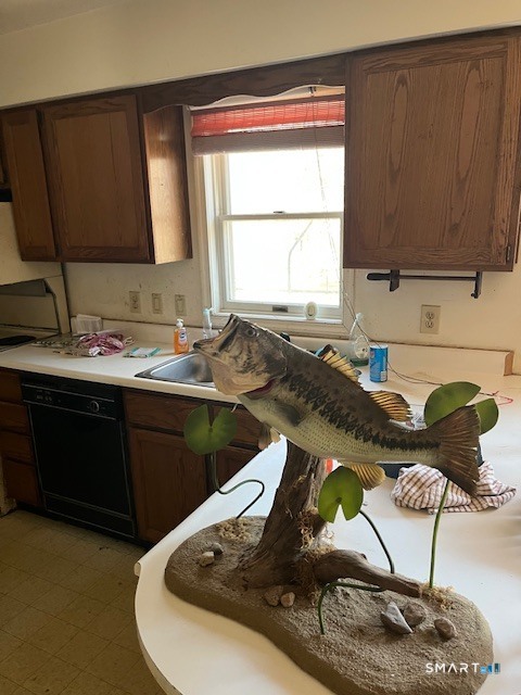 774 Murdock Avenue Meriden, CT 06450 - Photo 3 of 19