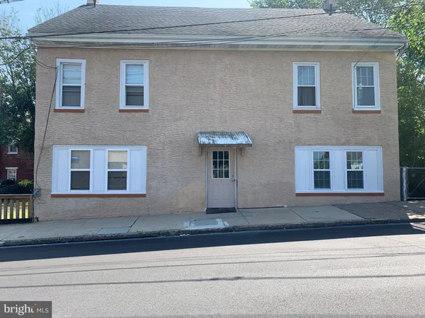 $1,300 | 24 South Evans Street, Unit 1, Pottstown, PA 19464