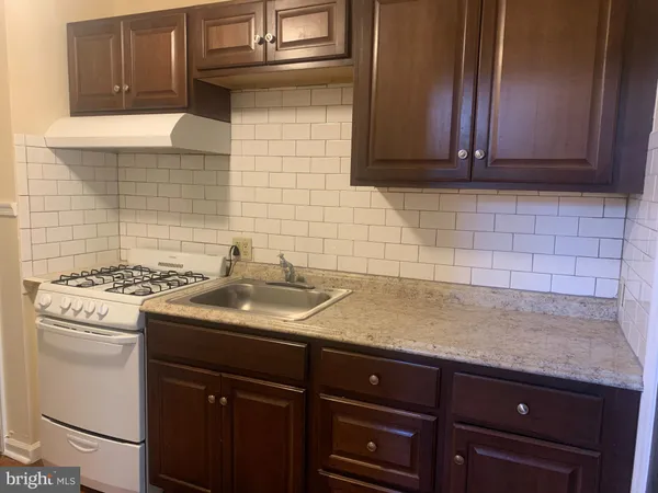 $1,300 | 24 South Evans Street, Unit 1, Pottstown, PA 19464