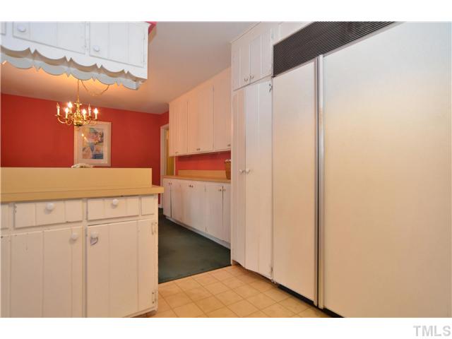 1905 Manuel Street Raleigh, NC 27612 - Photo 11 of 23